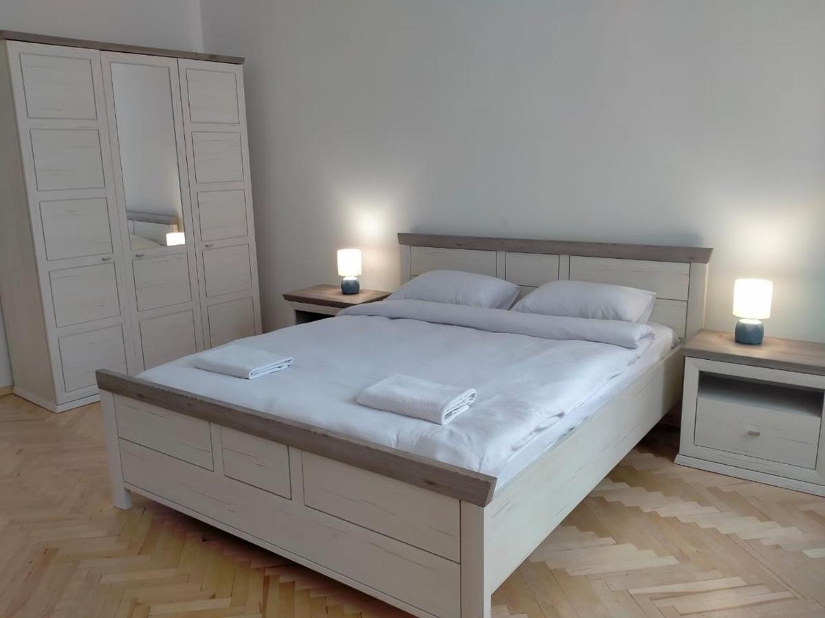 Avangard Passage Kryva Lypa Apartment Lviv Luaran gambar